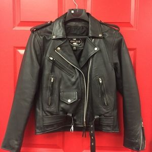 Classic Leather Men's Motorcycle Jacket Size 38